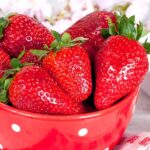 Земляника (крупноплодная) Гигантский деликатес